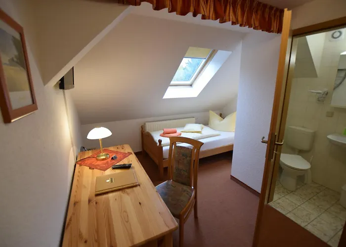 Wolfsgrunder Festhof Inn *